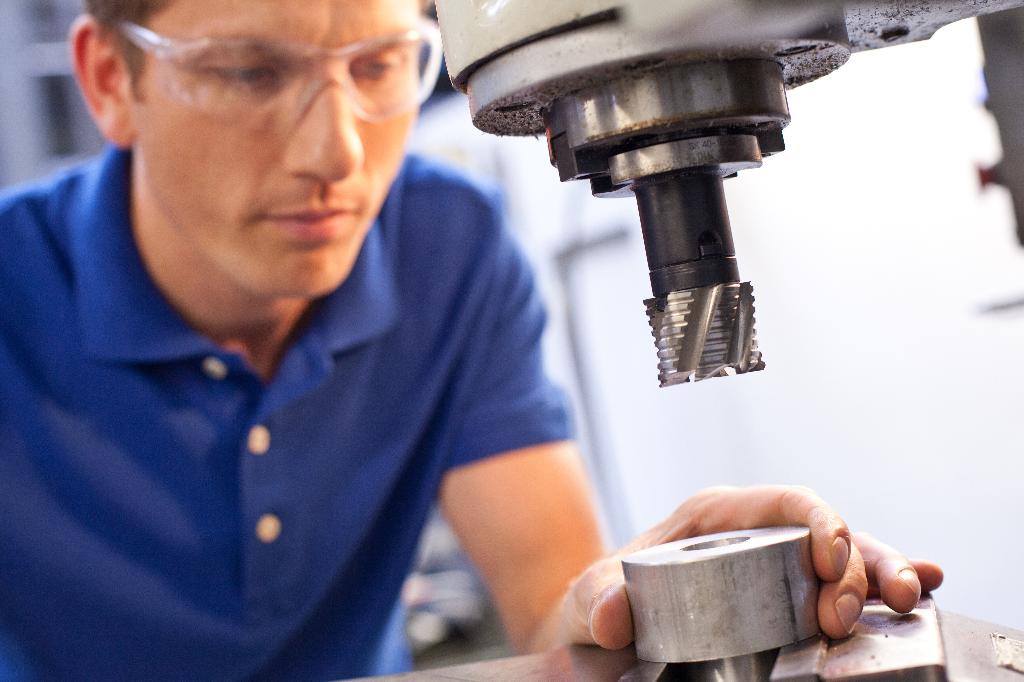 Instruire privind securitatea în muncă bazată pe ISO 45001 | TÜV Rheinland