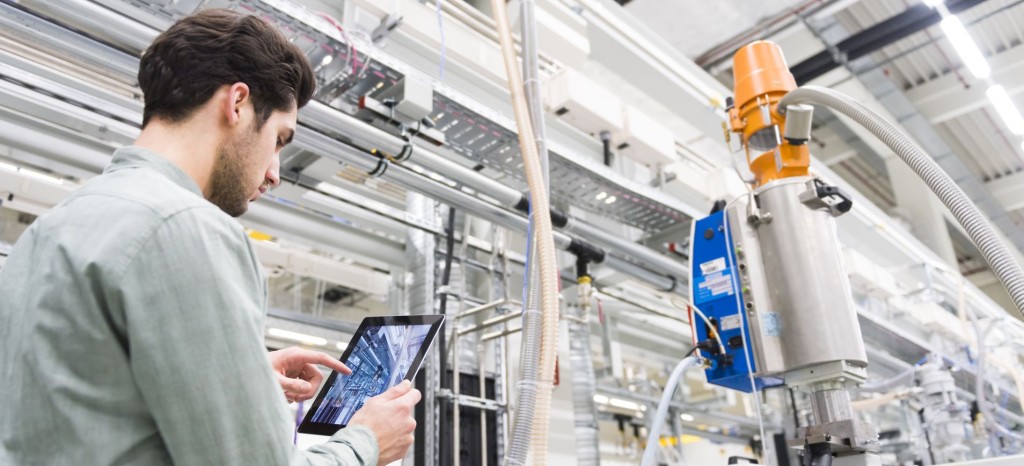 Safety in process industries with our expertise in functional safety | TÜV Rheinland